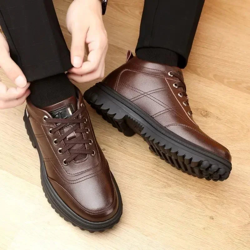 Bota Masculina Casual De Couro Multitare