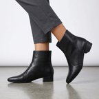 Bota Feminina de Couro Legítimo