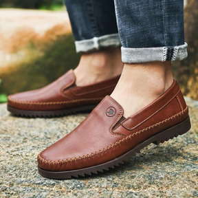 Tênis Masculino Slip On Confortável De Couro